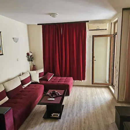 емили, комплекс нестинарка, Apartment Tsarevo