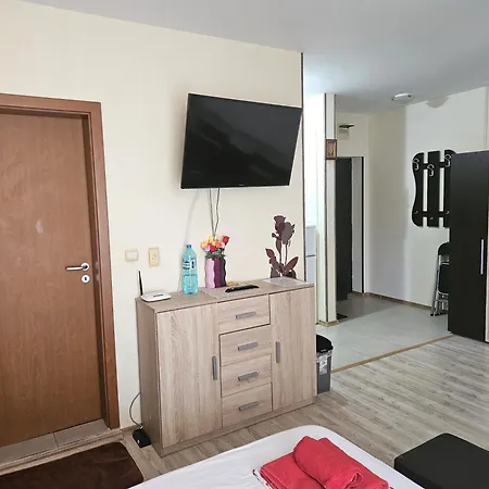 емили, комплекс нестинарка, Apartment *